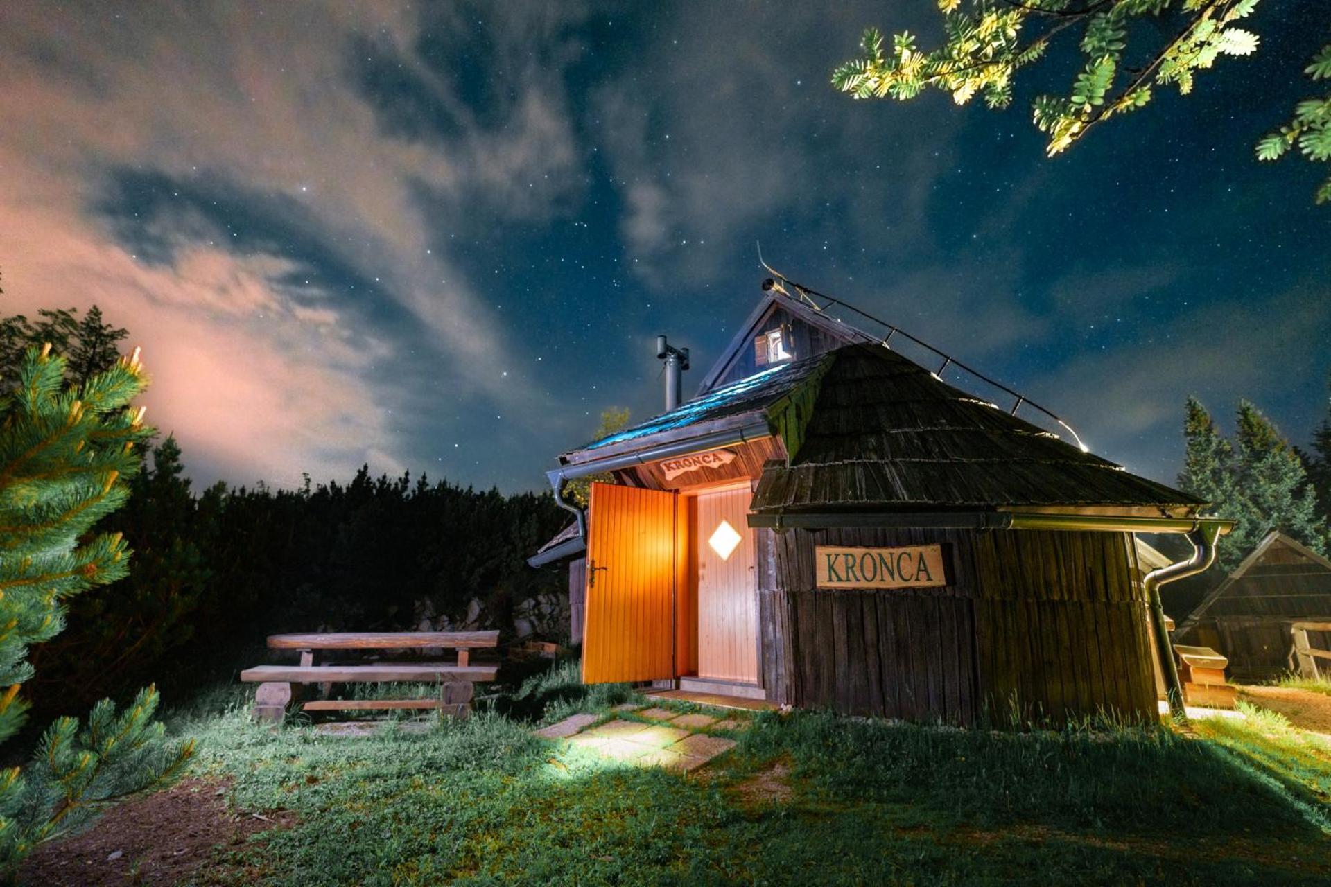 Koca Kronca - Velika Planina Stahovica Exteriér fotografie